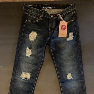 Beautiful NEW Ami James Blue Jeans Distressed Jeans Women size 27